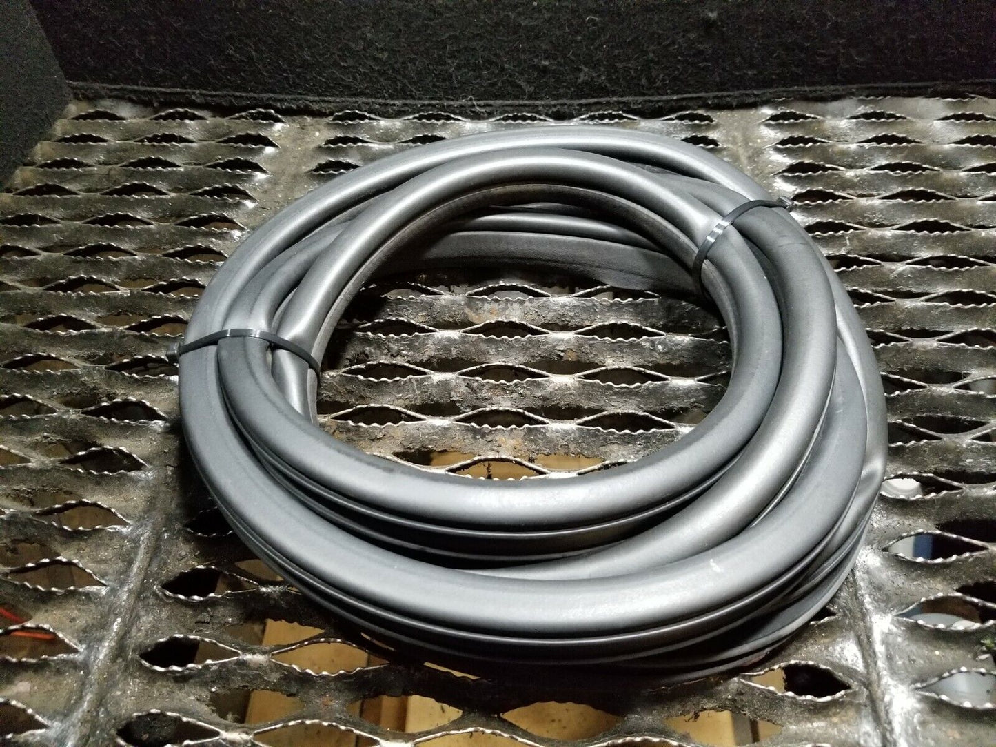 10 11 12 13 14 Acura Tsx Rear Left Driver Side Door Weatherstrip Seal OEM