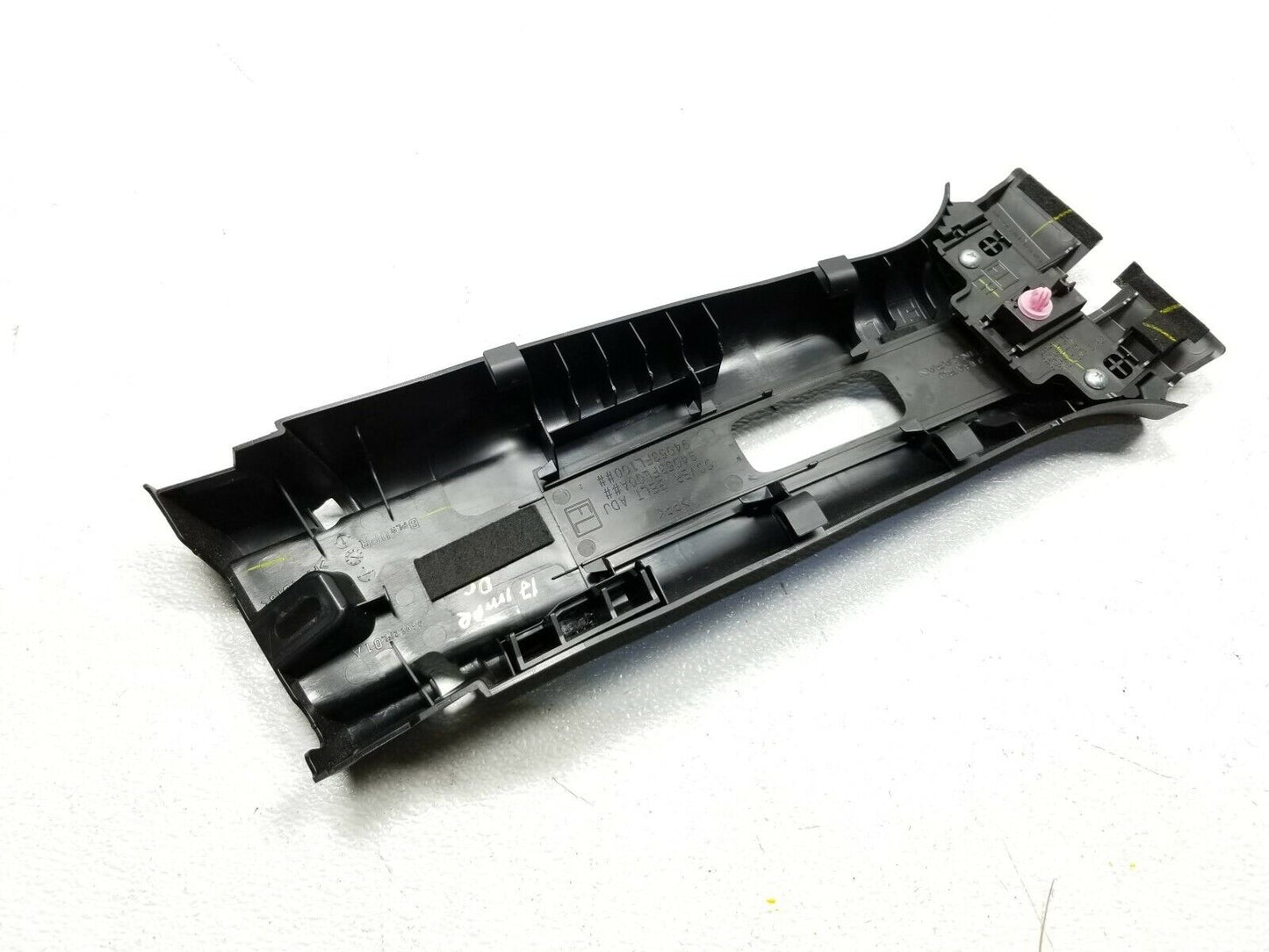17 18 19 Subaru Impreza Sport Left Driver Center Upper B Pillar Cover OEM 64k