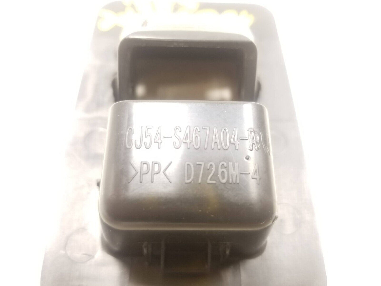 17 18 19 Ford Escape Rear Seat Cover Trim Plastic Headrest Guide Sleeve OEM