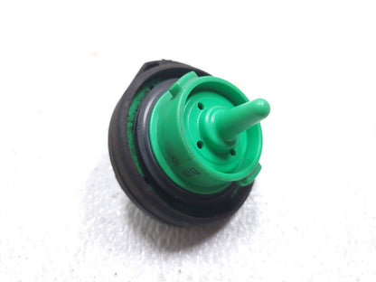 13 14 15 16 Audi A4 S4 Fuel Tank Gas Cap OEM