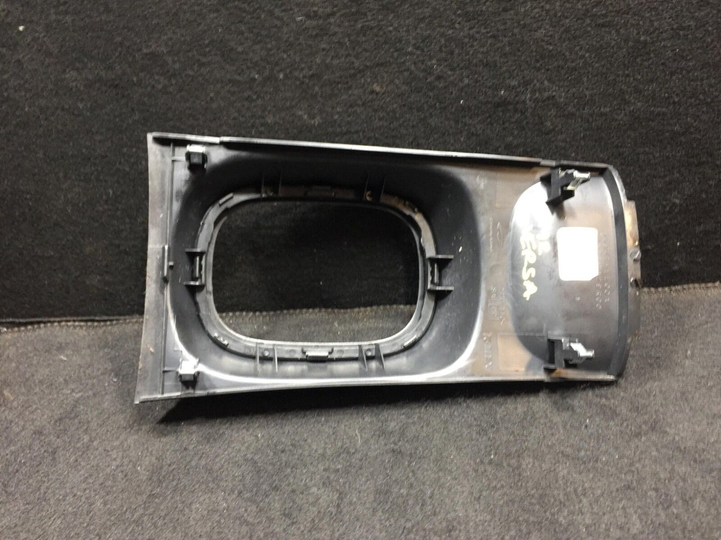 07 08 09 10 11 12 Nissan Versa Center Console Shifter Trim Bezel OEM  D17