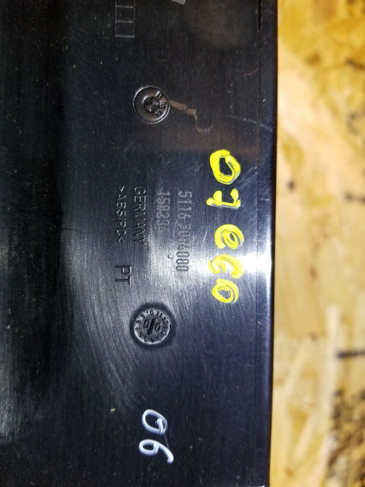 04 05 06 07 BMW 530xi E60 Glove Box OEM