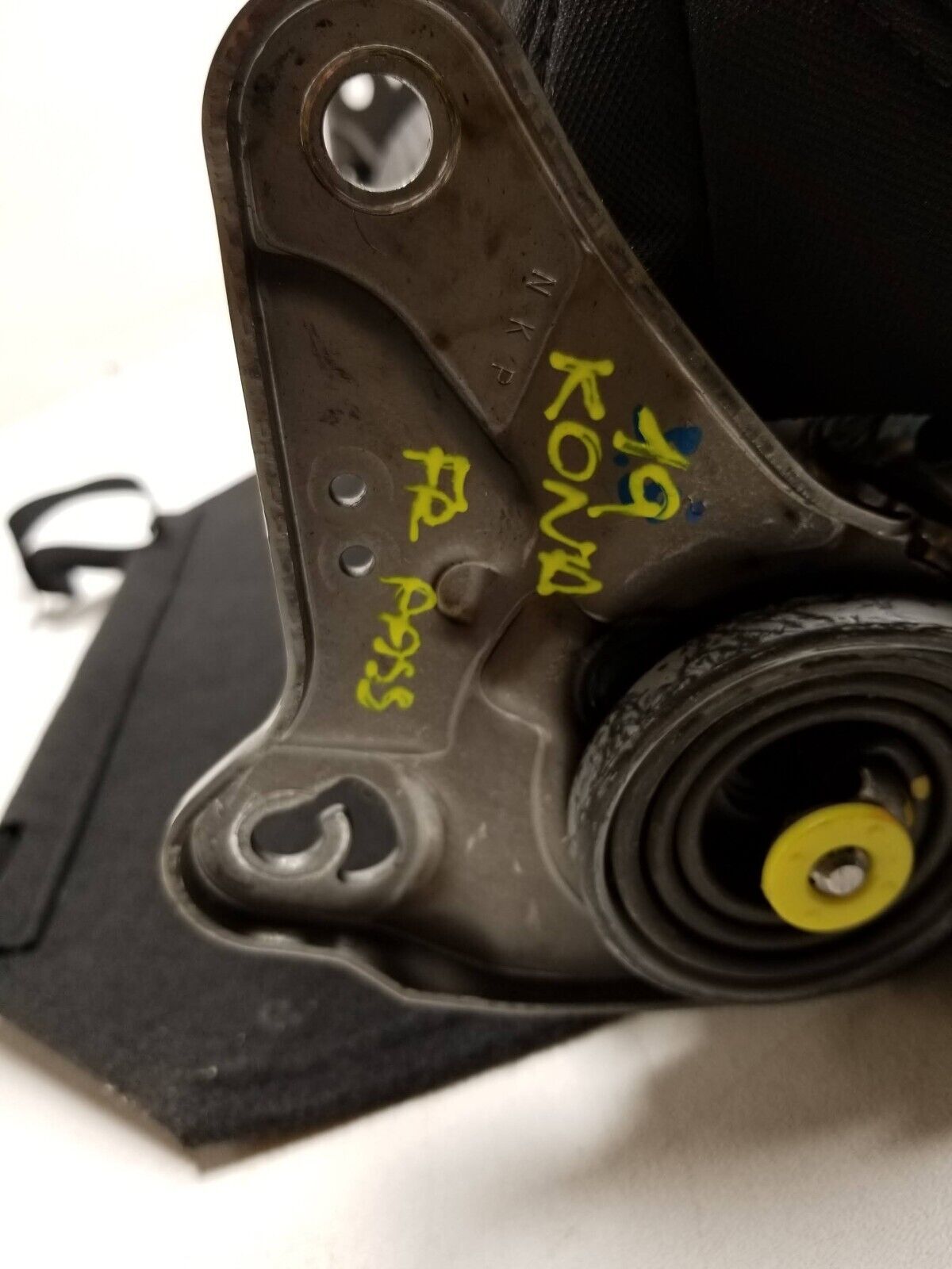 18-21 Hyundai Kona Front Seat Upper Cushion Right Passenger Side OEM 29k Miles