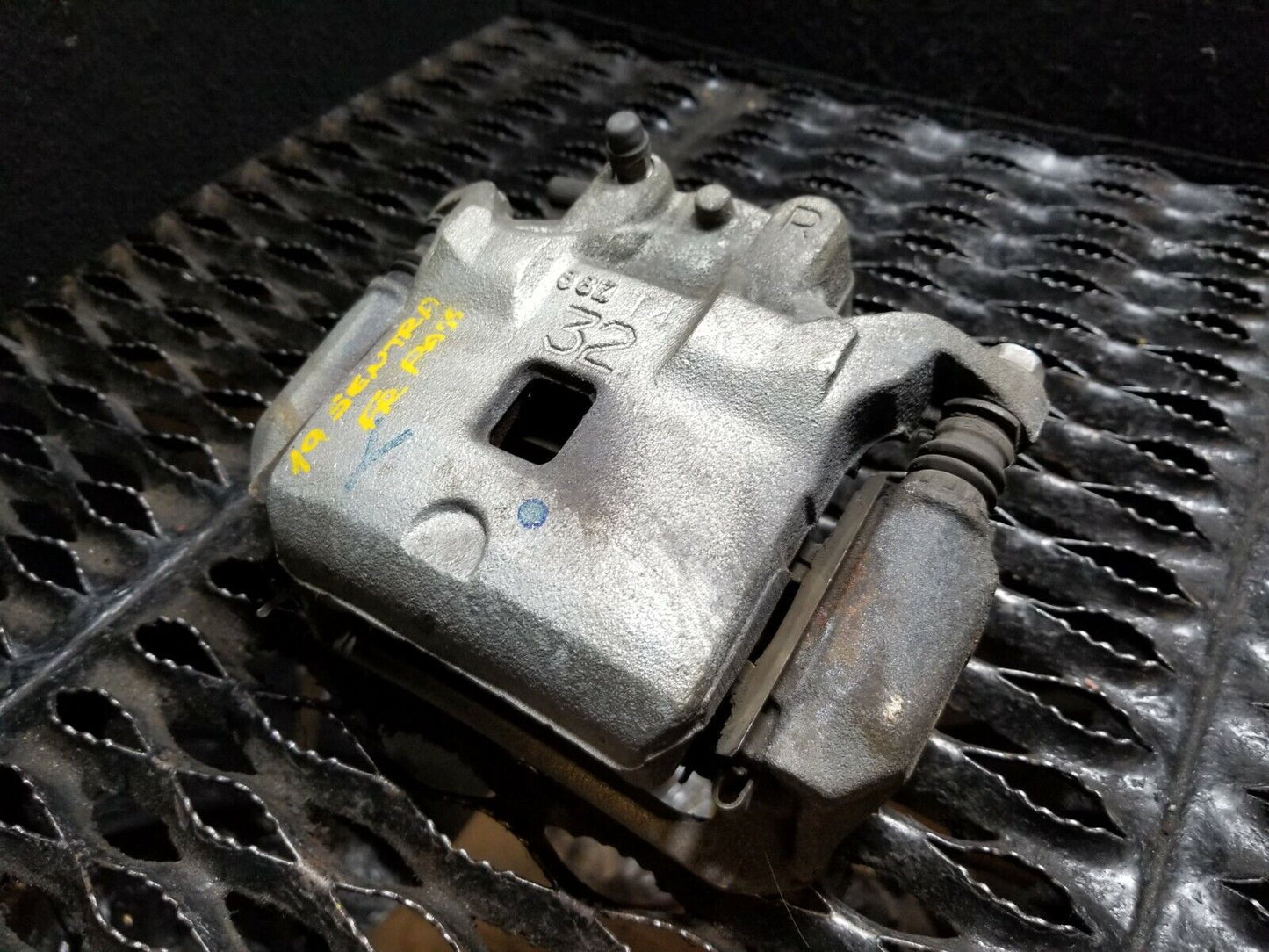 16 17 18 19 Nissan Sentra Front Right Passenger Side Brake Caliper OEM