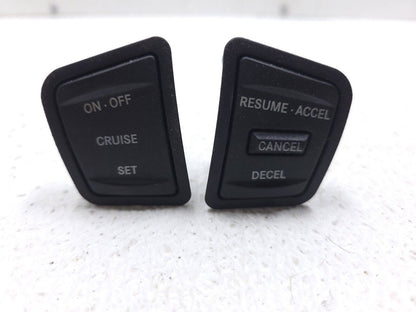 2006 - 2010 Jeep Grand Cherokee Steering Wheel Control Switch Pair OEM