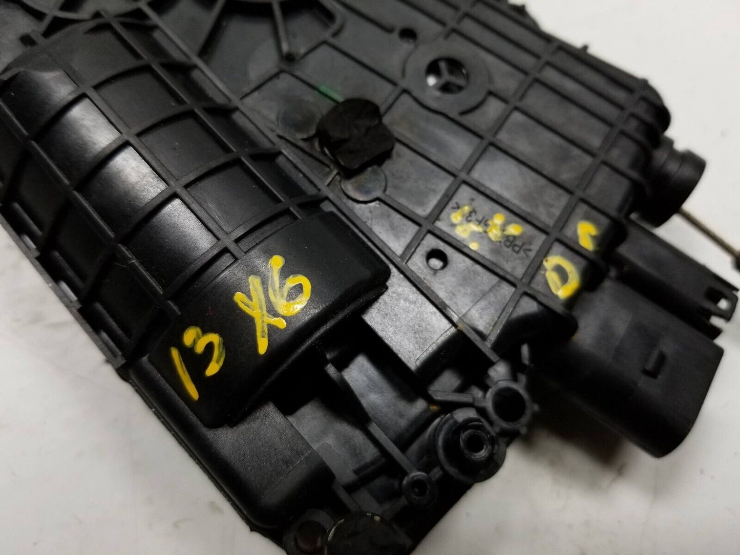 07 08 09 10 11 12 13 BMW X6 Front Left Driver Door Lock Actuator Motor OEM