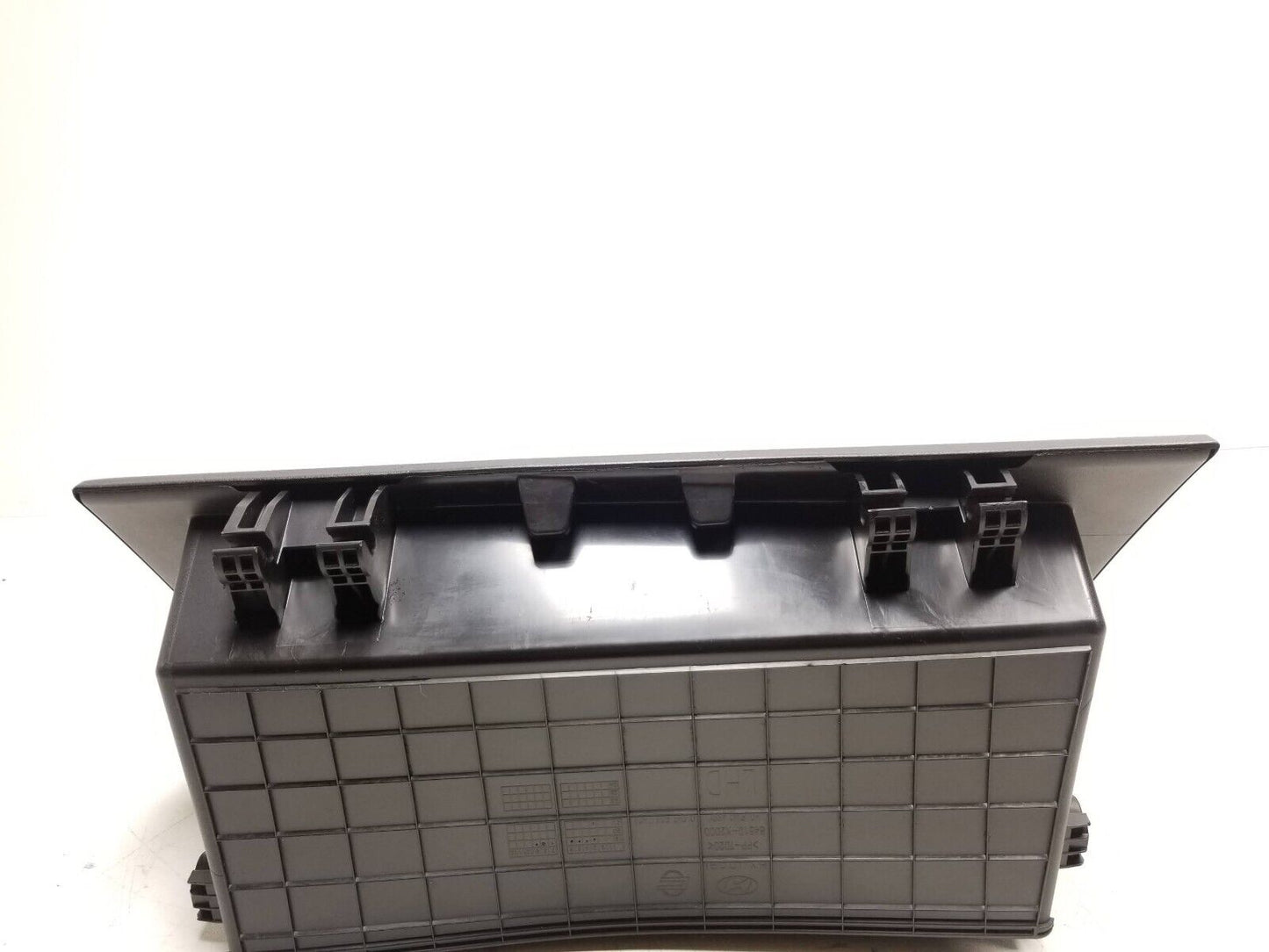 20 21 22 Hyundai Venue Glove Box OEM