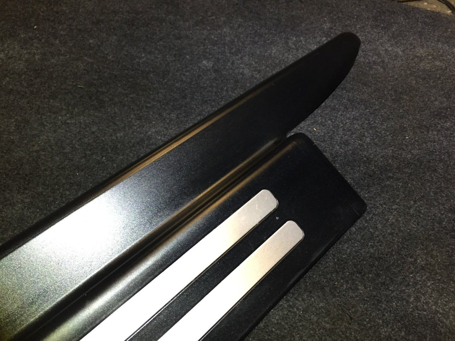 04 05 06  Audi A4 B6 Convertible Right Pass Door Sealing Strip Molding OEM