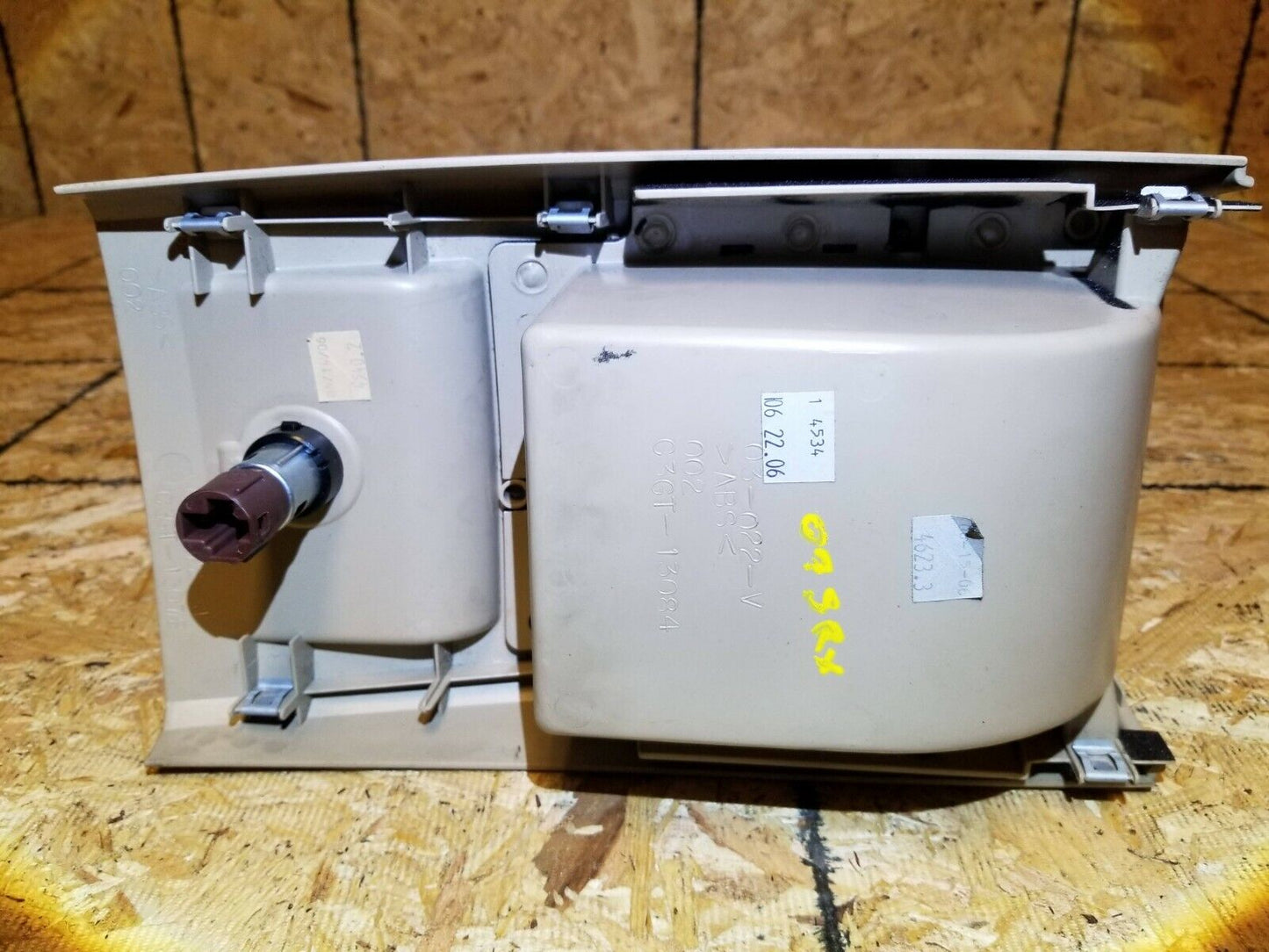 05 06 07 08 09 Cadillac SRX Center Console Rear Back Trim Cover OEM