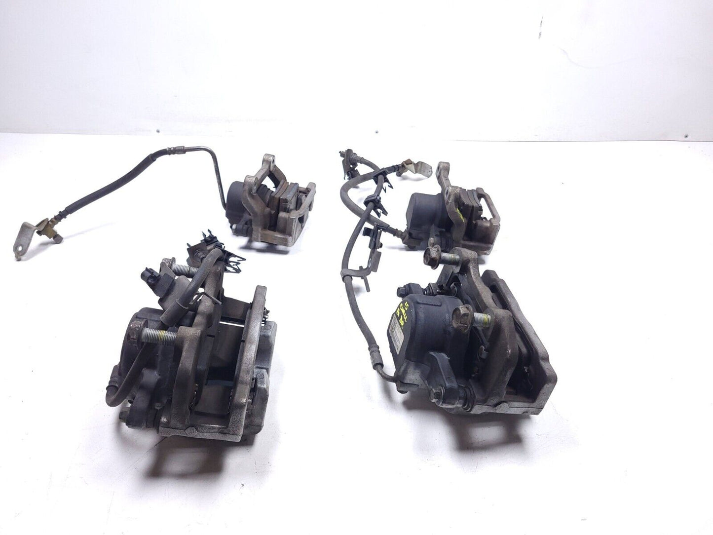 15 - 18 Dodge Challenger Brake Caliper 4pcs OEM 87k