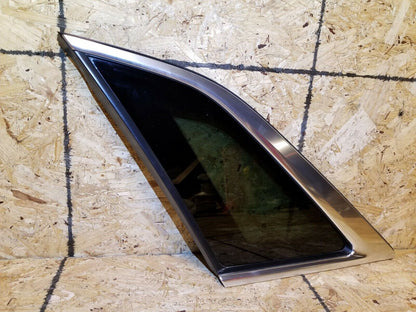 17 18 19 20 Cadillac Xt5 Rear Left Driver Side Quartet Window Glass OEM 34k