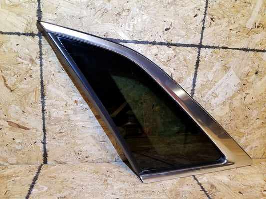 17 18 19 20 Cadillac Xt5 Rear Left Driver Side Quartet Window Glass OEM 34k