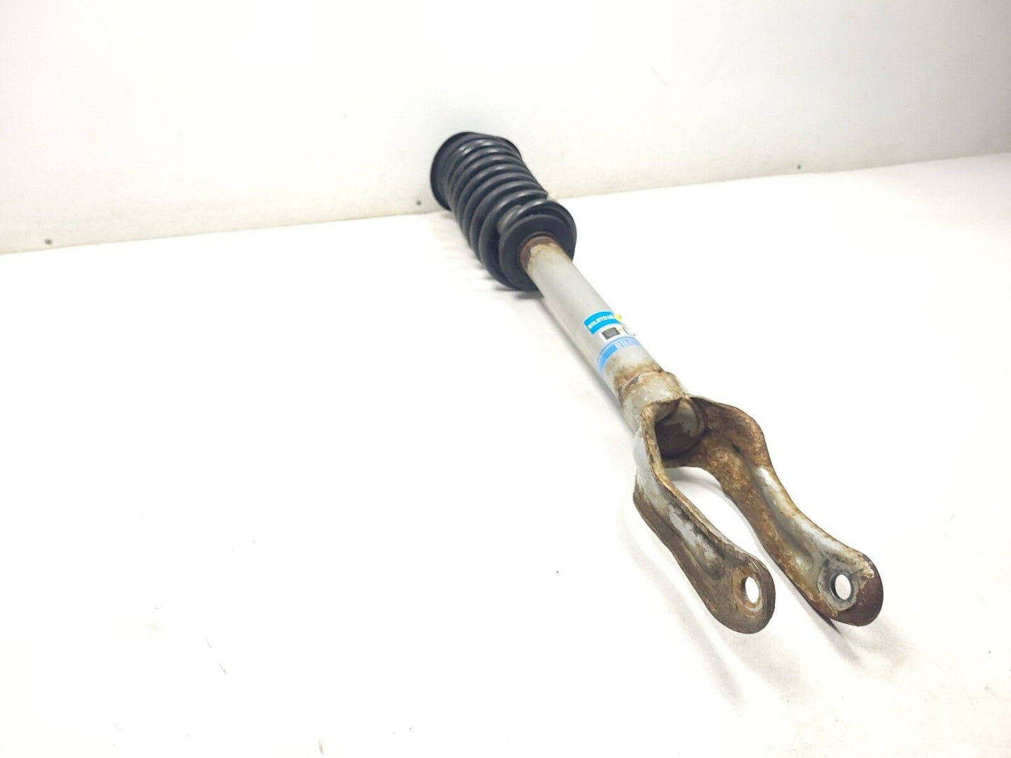 11-13 Grand Cherokee Shock Strut Front Driver
