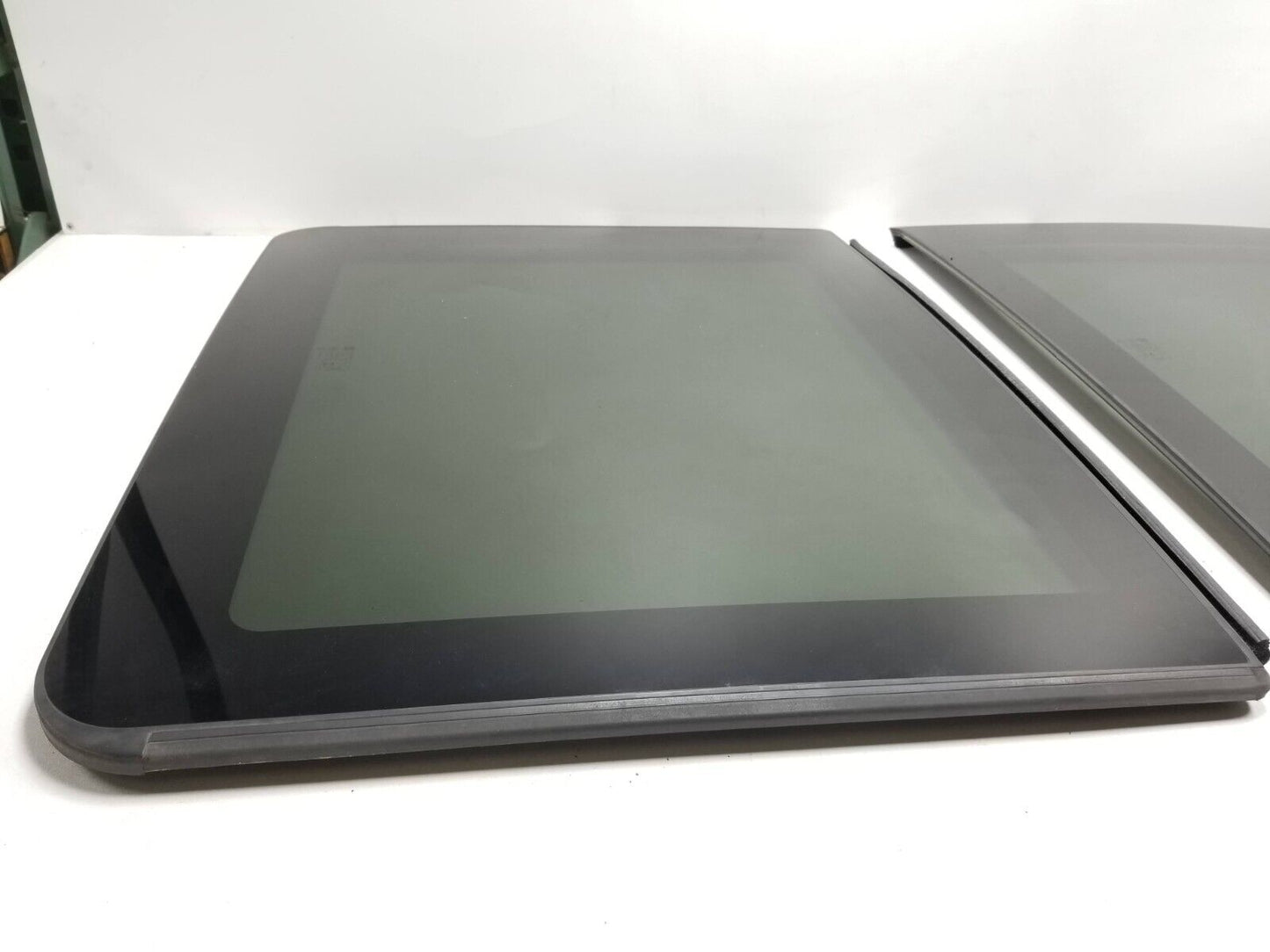 18 19 20 21 Chevrolet Equinox Sunroof Glass Front & Rear Pair OEM