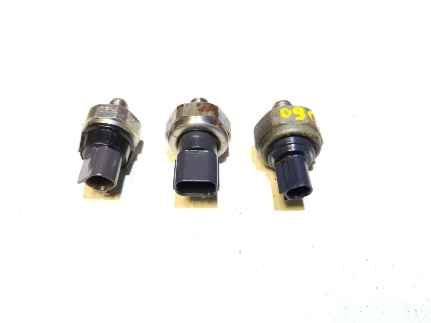 07 08 09 10 11 Honda Civic 1.8l Engine Oil Pressure Sensor 3pcs OEM