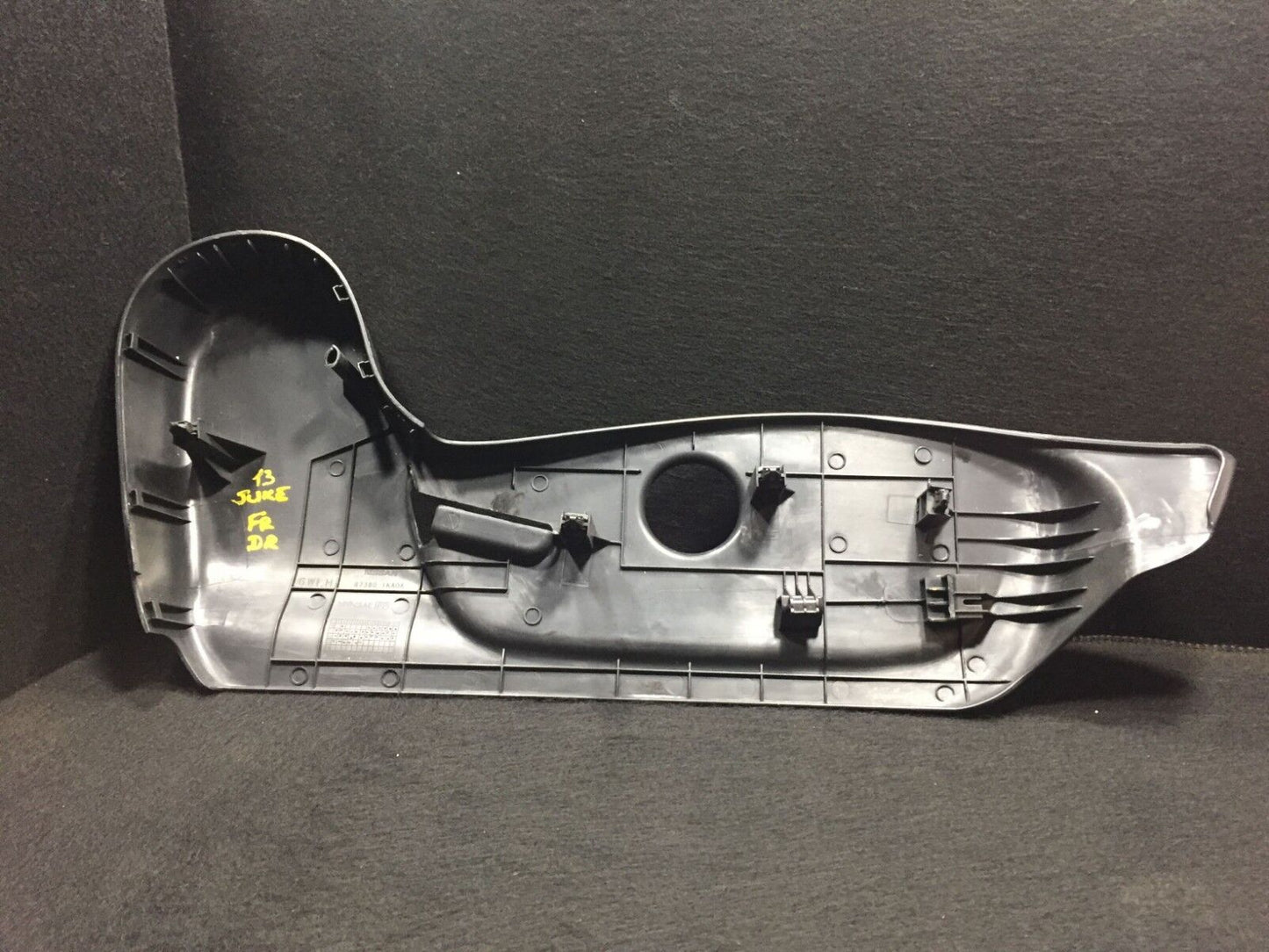 11 12 13 14 Nissan Juke Front Left	seat Cushion Outer Finish Panel OEM D30