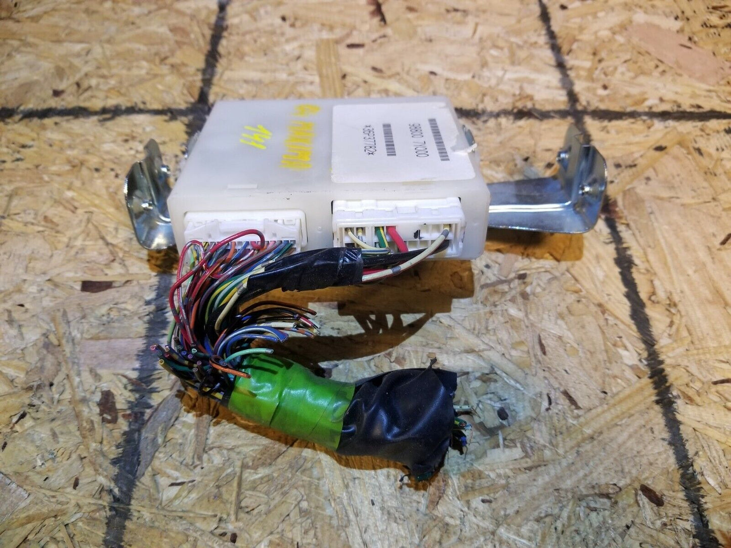 04 2004 Nissan Maxima Memory Control Module 988007y000 OEM #141