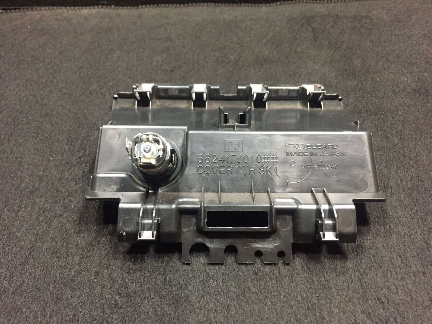 13 14 15 Subaru Xv Crosstrek Center Lower Dash Ash Tray W/ Power Outlet OEM