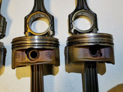 03 04 05 06 Mercedes CL500 Connecting Rod W/ Piston 8pcs OEM M113 5.0l