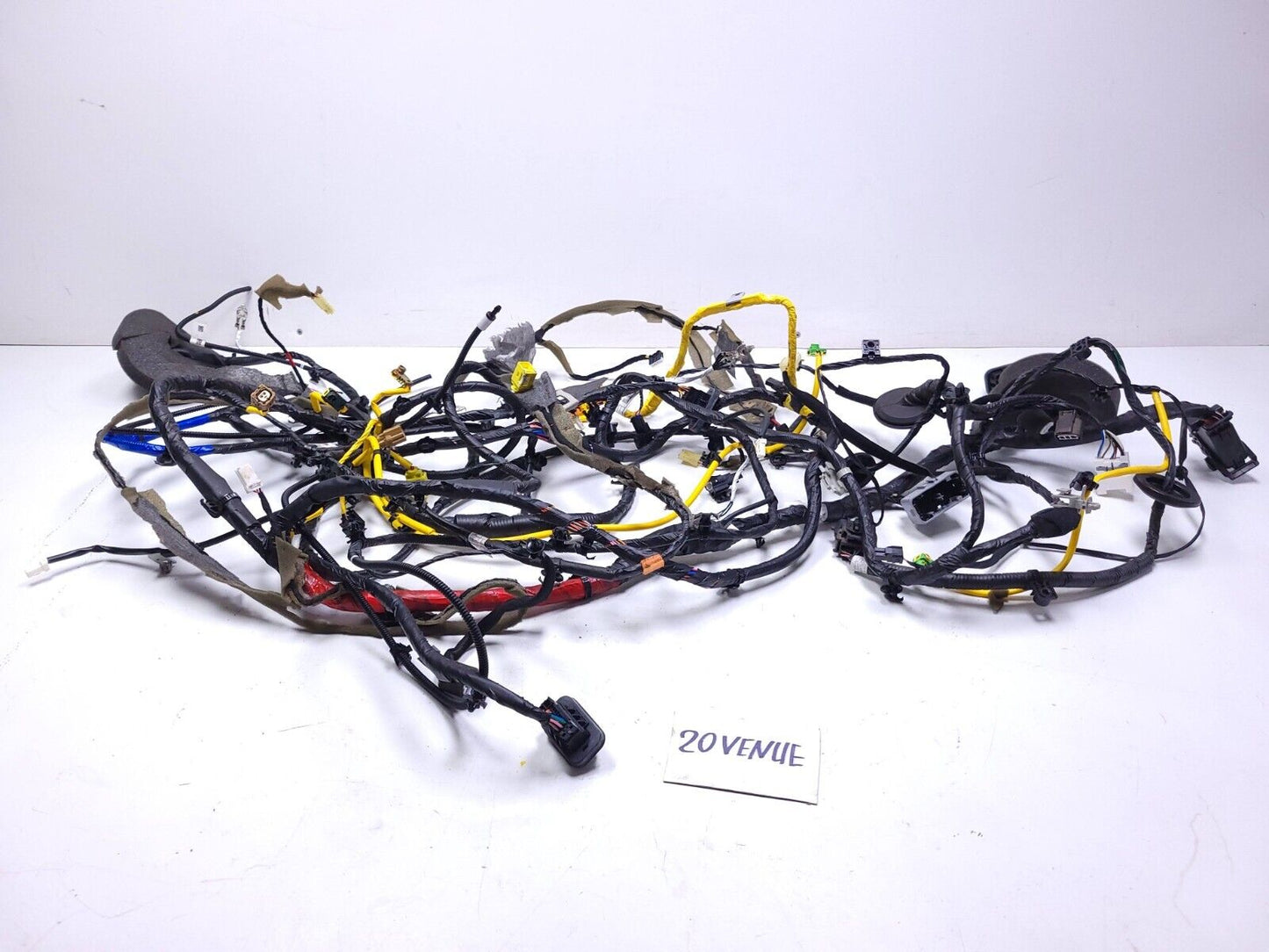 20 21 22 Hyundai Venue Floor Body Wire Harness 91700-k2051 OEM