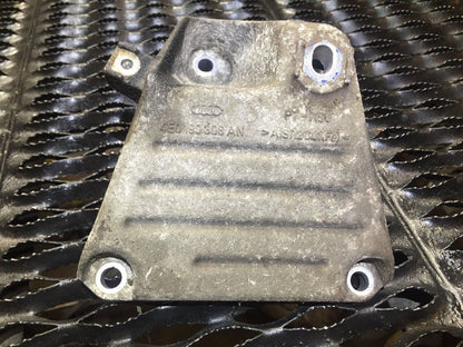 04 05 06 07 Audi A8 D3 4.2l Right Pass Engine Motor Mount Bracket OEM