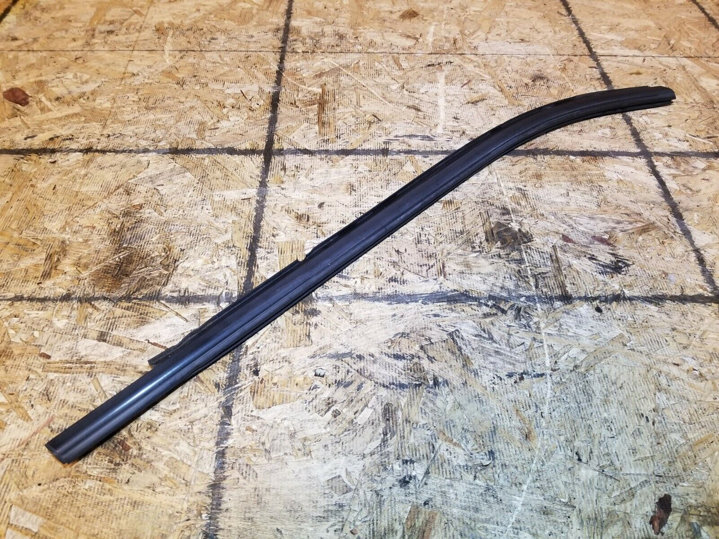 11 12 13 14 Dodge Avenger Rear Right Passenger Door Window Seal Belt Molding OEM