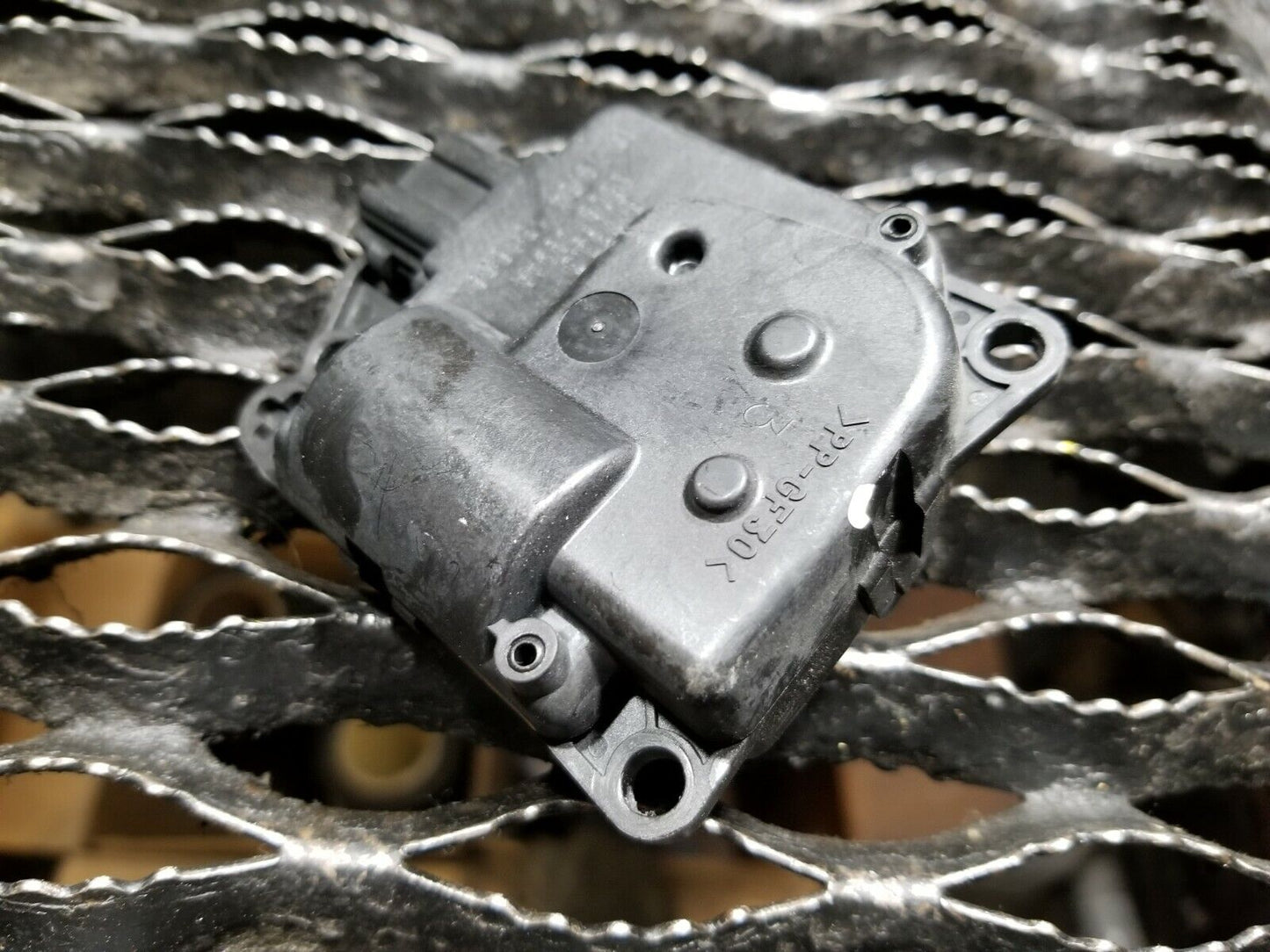 05 06 07 Dodge Magnum HVAC AC Heater Blend Door Actuator Motor OEM