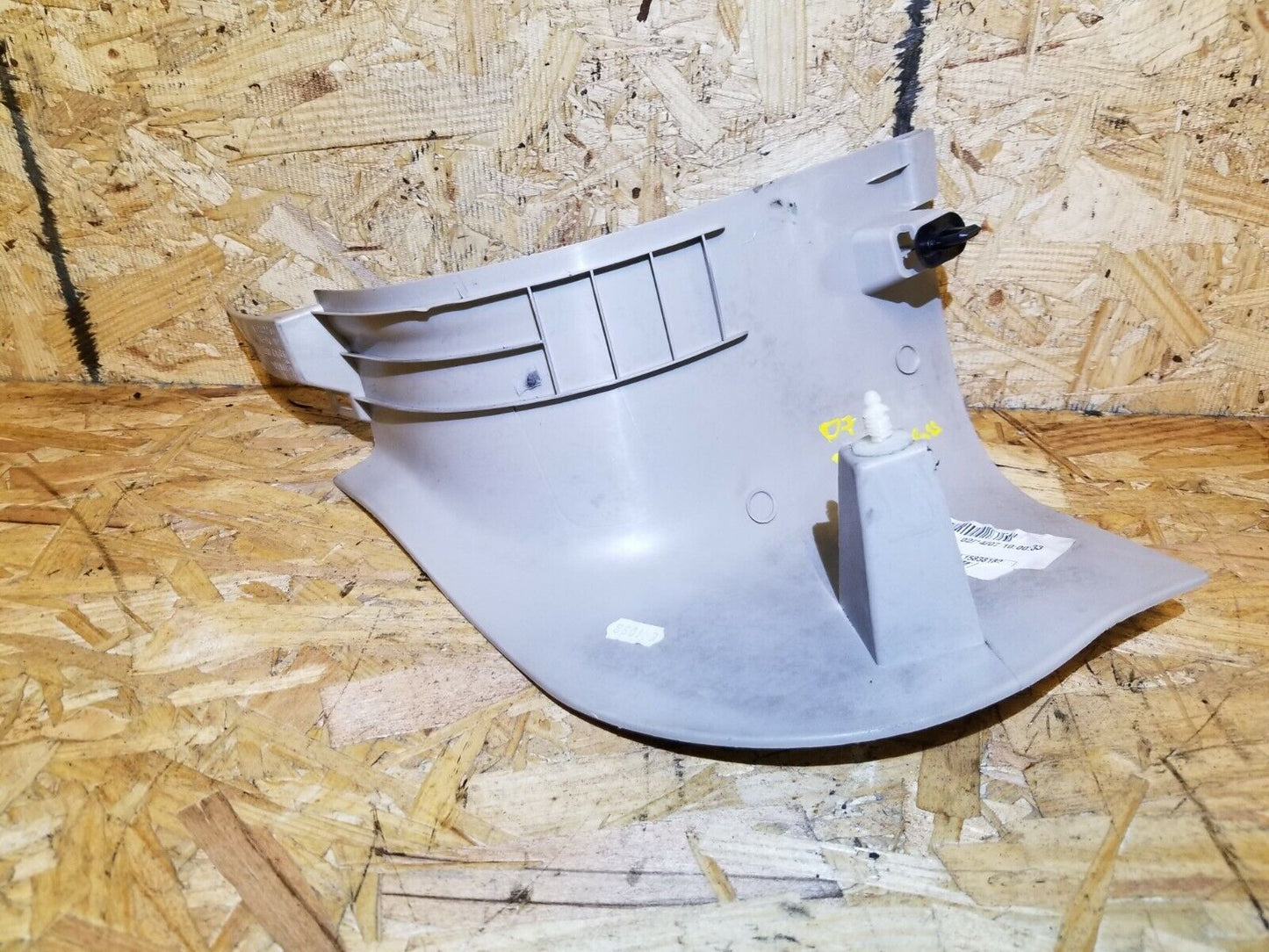 06 07 08 09 10 11 Cadillac DTS Front Right Door Lower Pillar Kick Cowl Trim OEM
