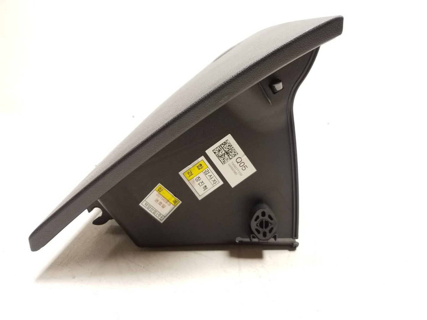 20 21 22 Hyundai Venue Glove Box OEM