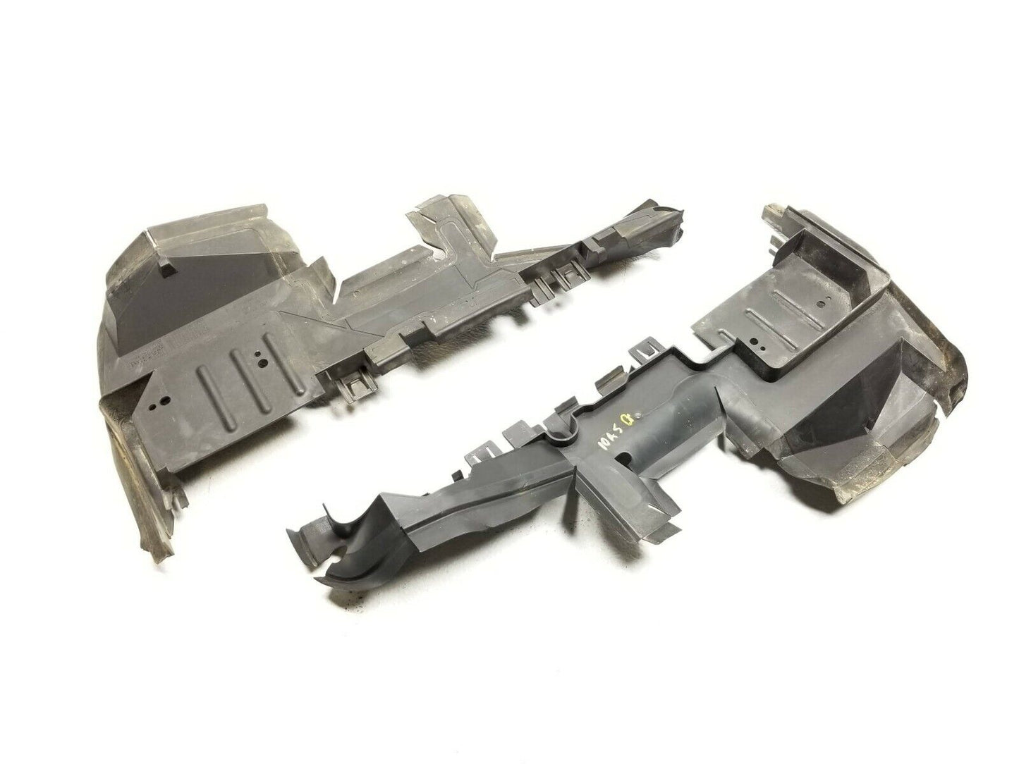 08 09 10 11 Audi A5 Coupe 3.2l Air Shroud Guide Right & Left Side Pair OEM