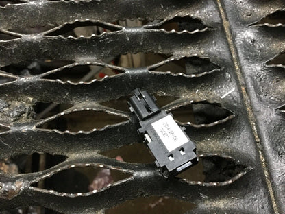 15 16 17 Chrysler 200 Led Light, Floor Center Console Bin OEM