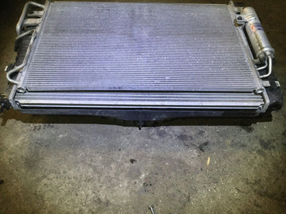 07 08 09 Hyundai Tucson 2.0l Engine Coolant Radiator & A/c Condenceroem D13
