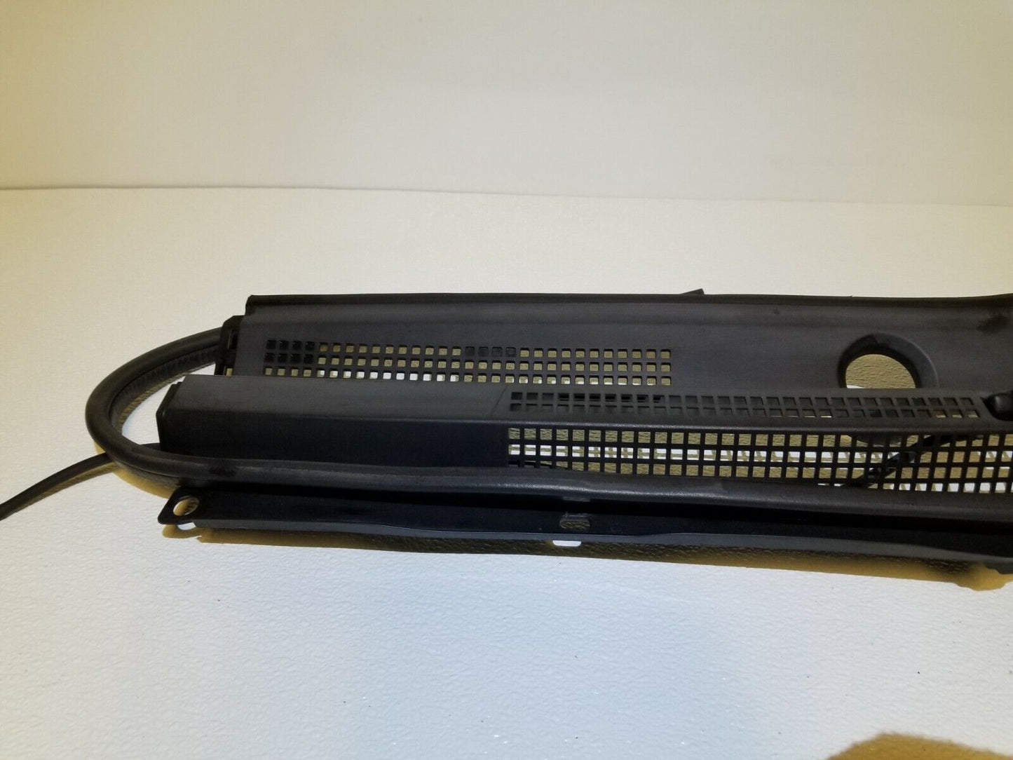07 08 09 10 11 12 Acura RDX Left Driver Side Windshield Cowl Vent Panel OEM