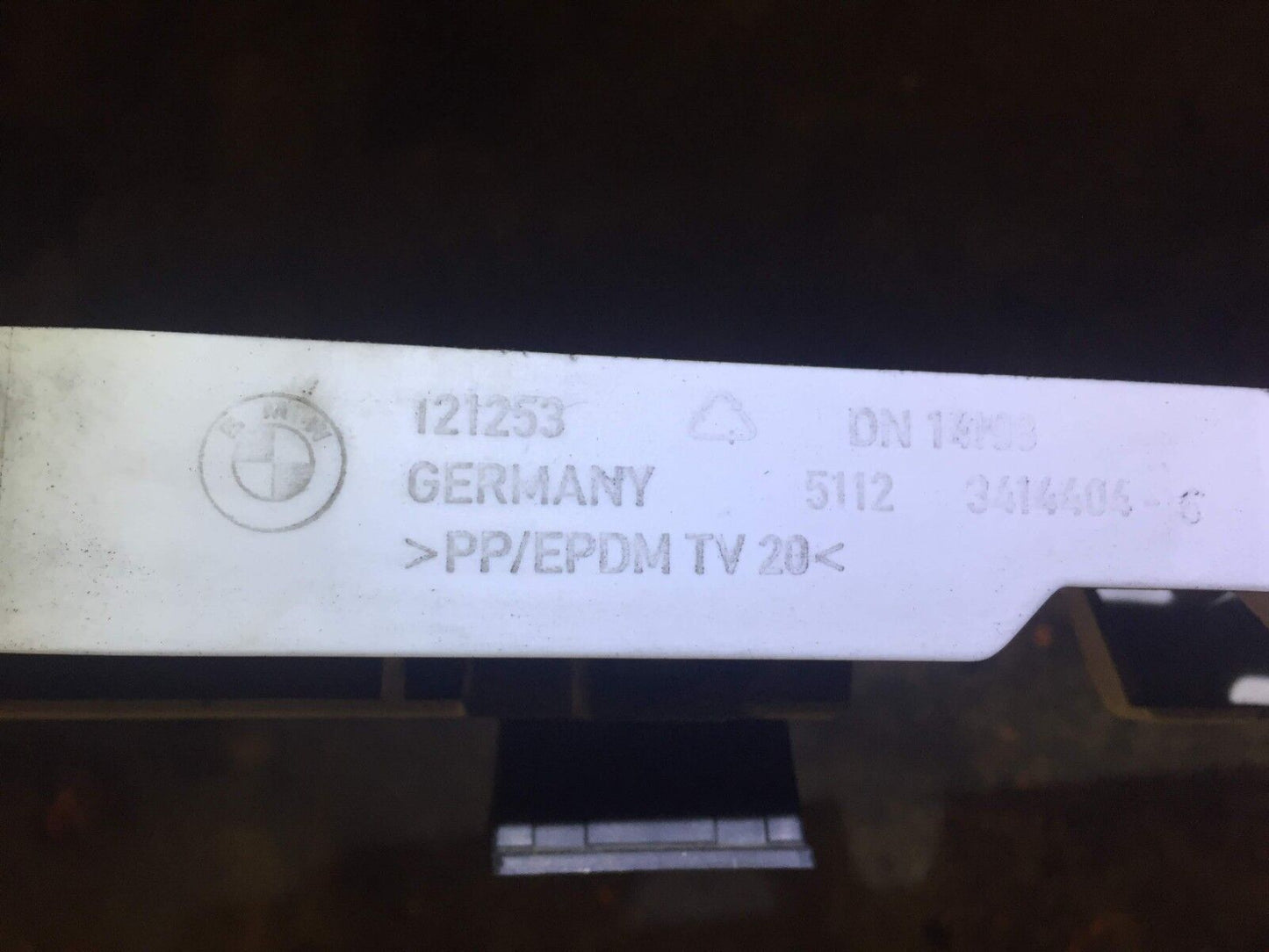 04 05 06 BMW X3 E83 Rear Bumper Center Mount Bracket  OEM D34