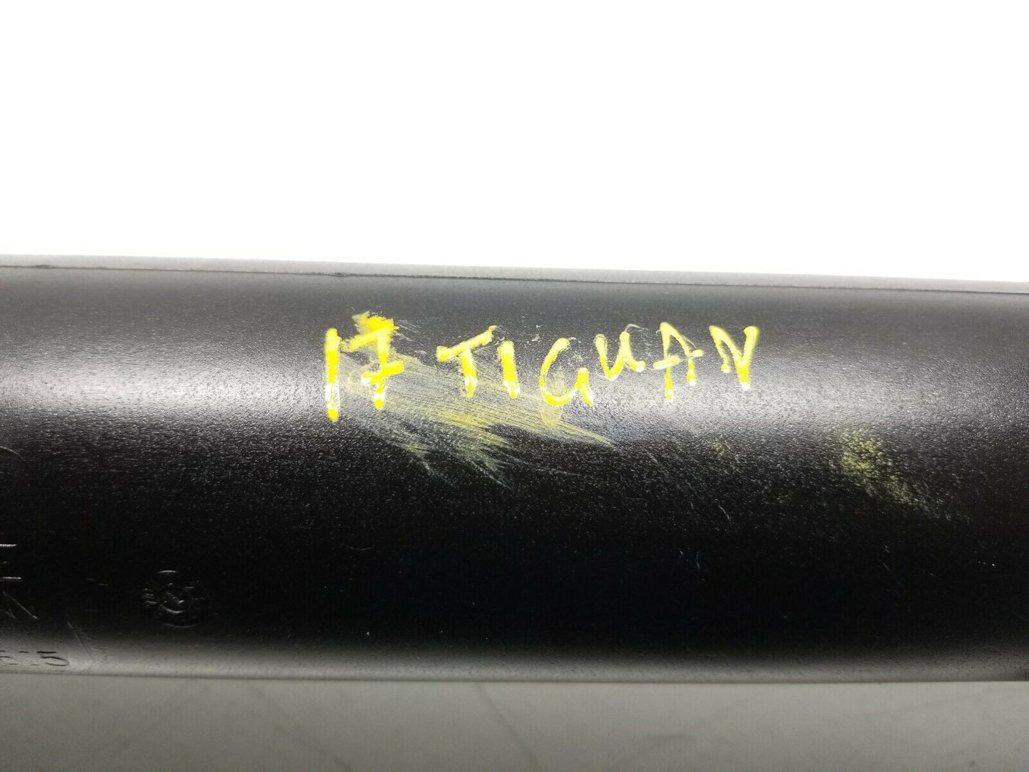 09 11 12 13 14 15 16 17 VW Tiguan Air Intake Duct Tube OEM 43k