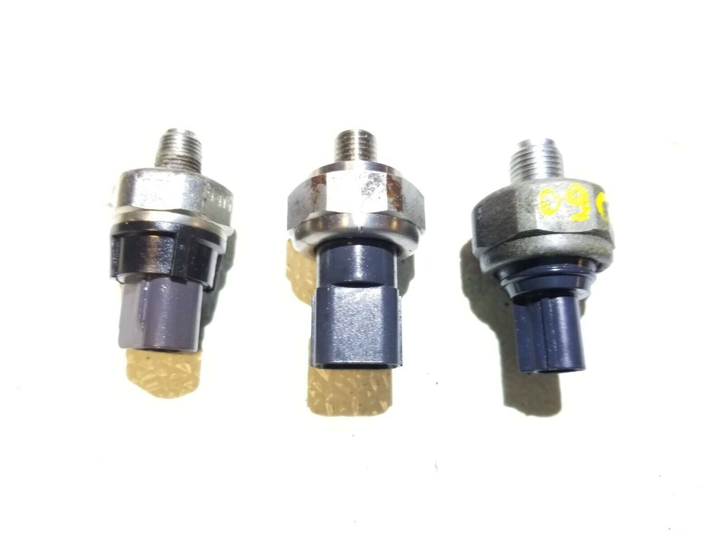 07 08 09 10 11 Honda Civic 1.8l Engine Oil Pressure Sensor 3pcs OEM