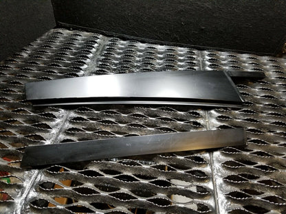 04 05 06 BMW X3 E83 3.0l Rear Left Driver Side Door Molding Trim Pillar OEM