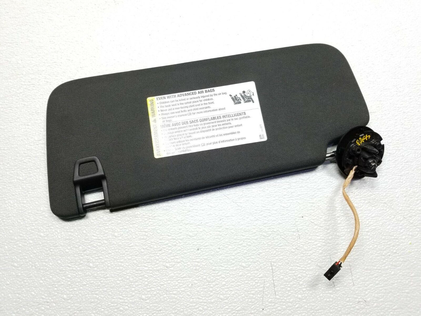 19 20 Chevrolet Blazer Sun Visor Right Passenger Sdie OEM 11k Miles