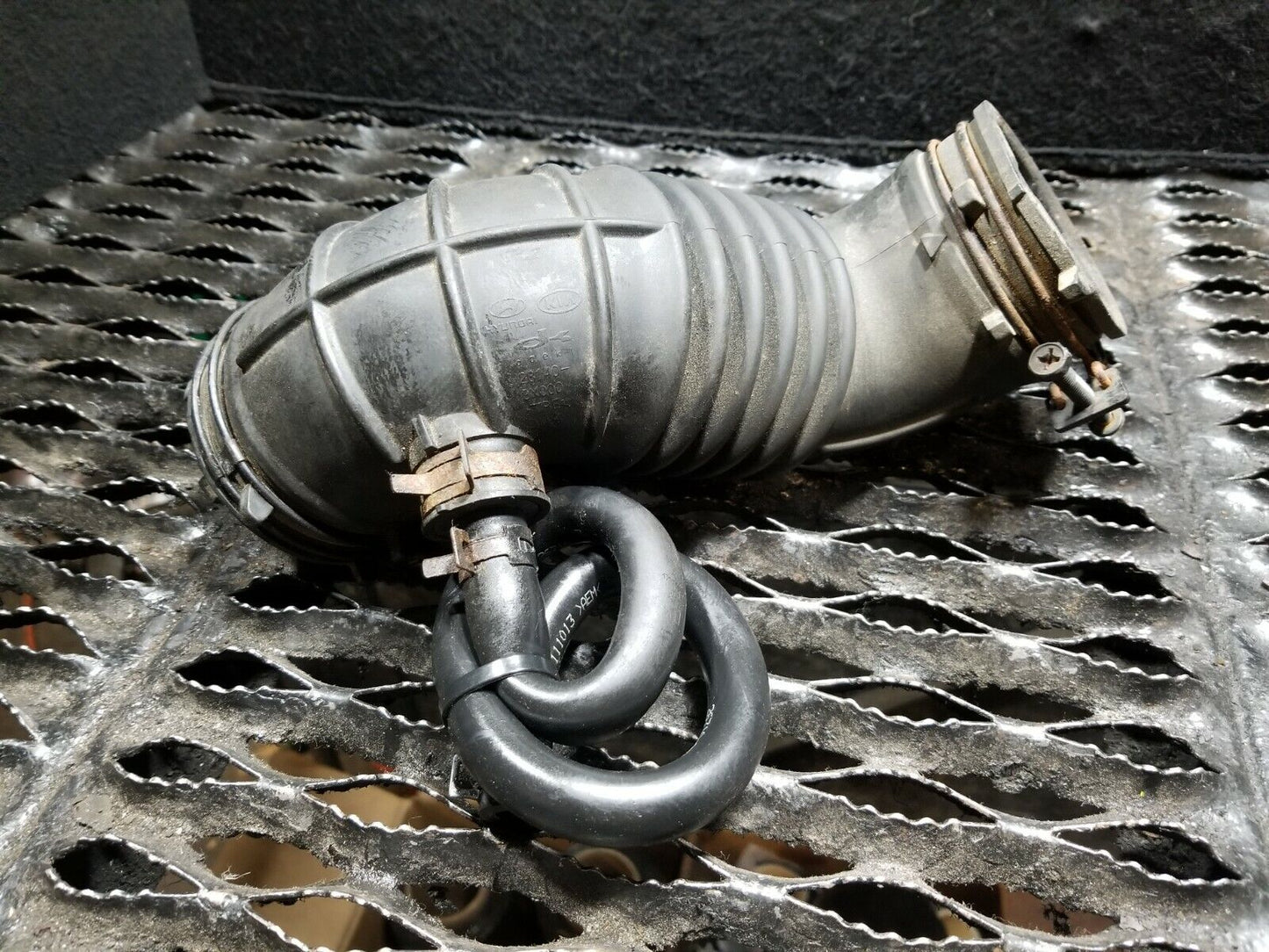 12 13 14 15 Kia Rio Air Intake Hose Pipe OEM 54k