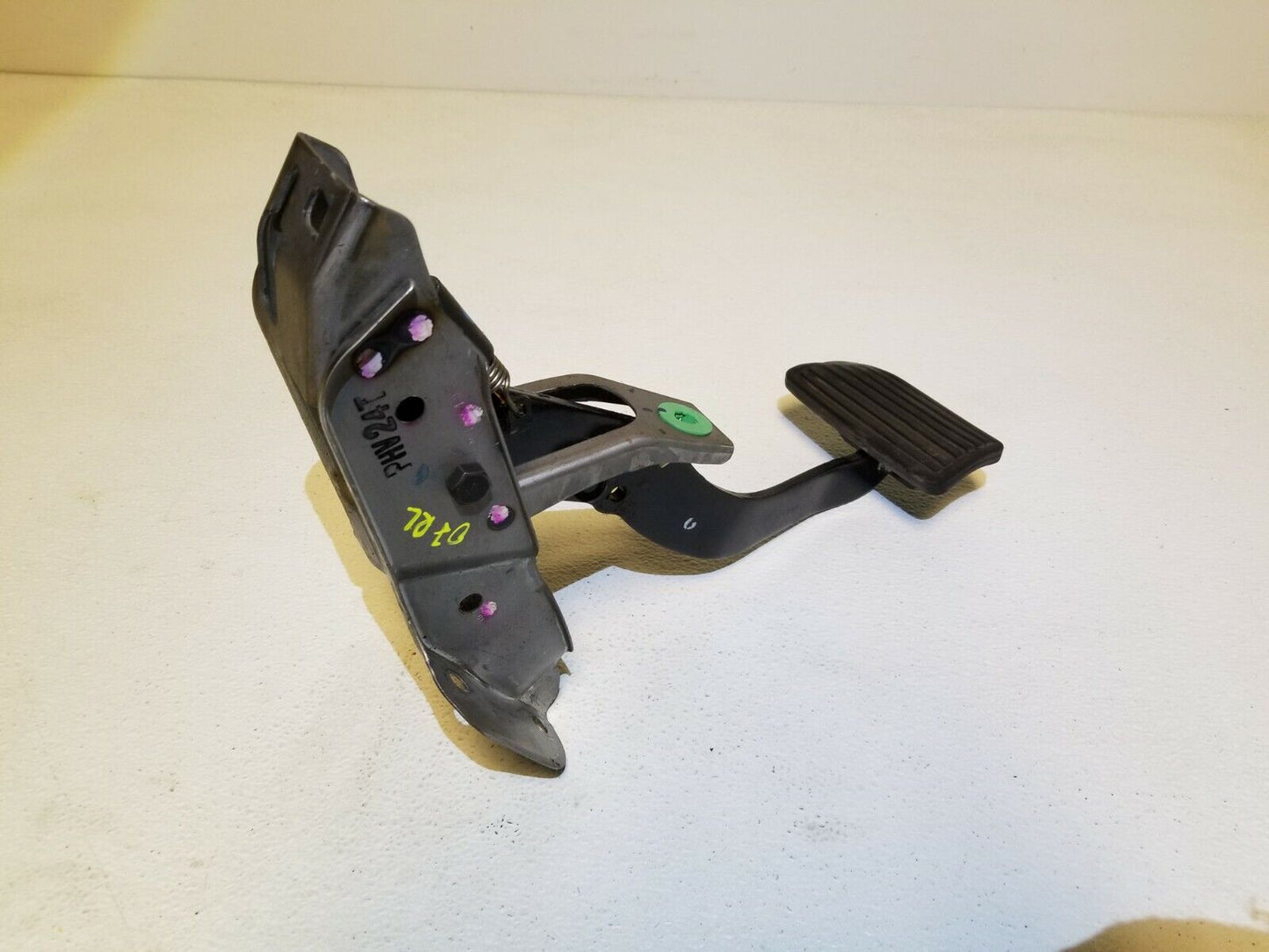 05 06 07 08 Acura Rl Brake Pedal OEM