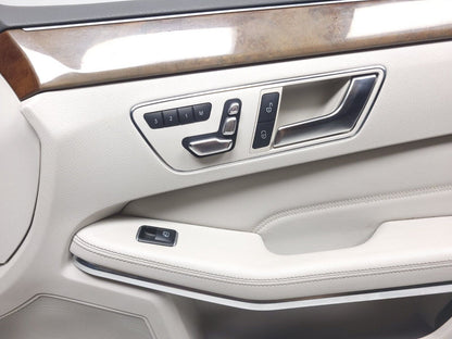 2011 - 2015 Mercedes E350 W212 Front Door Trim Panel Right Passenger Side OEM