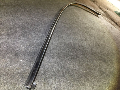 04 -11 Lincoln Town Car Front Left Door Exterior Frame Trim Bezel OEM