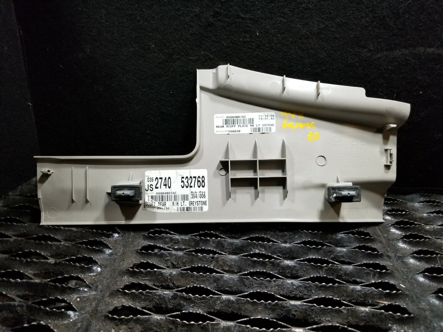 07 08 09 10 Chrysler Sebring Rear Right Pass Door Sill Scuff Plate Trim OEM