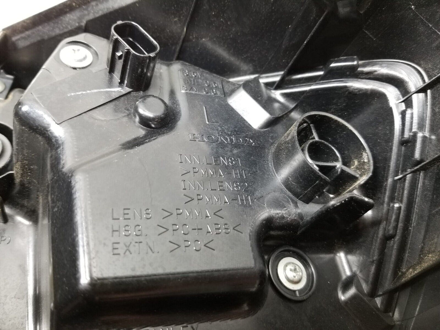 16 17 18 Honda Civic Sedan Tail Light Lamp Outer Left Driver Side OEM