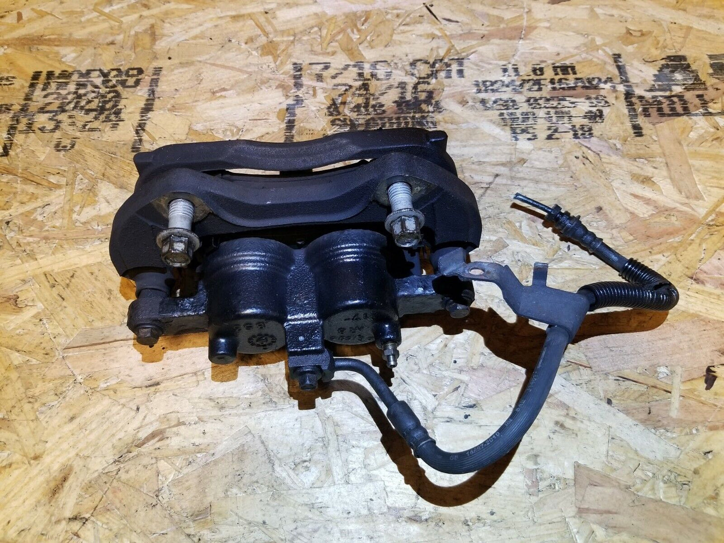 06 07 08 09 10 11 Cadillac DTS Brake Caliper Front Left Driver Side OEM