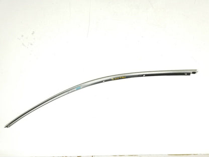 2013 - 2018 Cadillac Ats Front Door Reveal Molding Passenger Side Right OEM