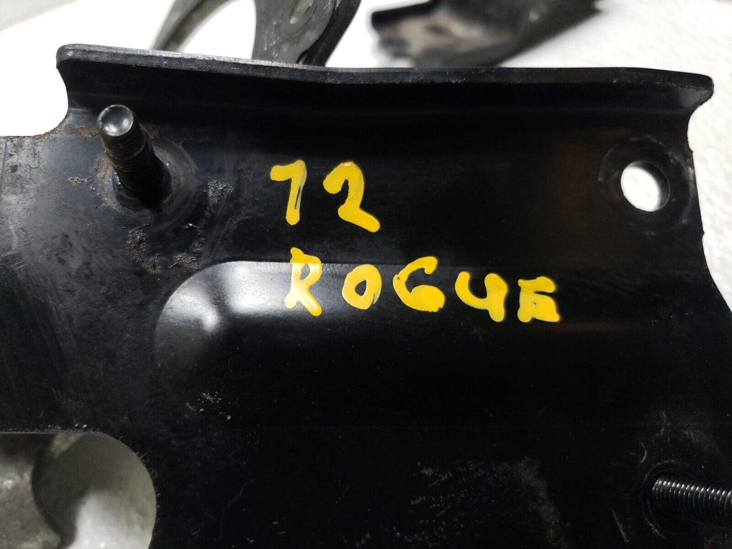 12 13 14 15 Nissan Rogue Engine Bracket OEM ✅ 79k Miles.