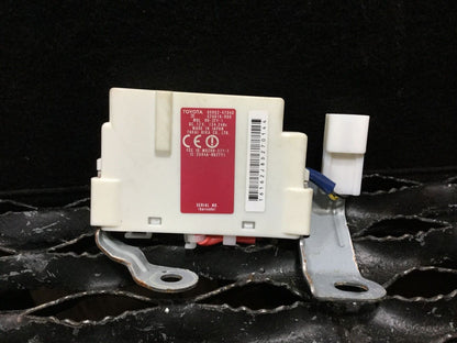 05 06 07 08 09 Toyota Prius Oscillator Door Lock Control Module 8999247040 OEM