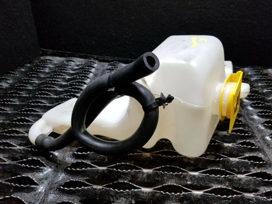 13 14 15 16 17 Jeep Compass 2.4l Engine Coolant Reservoir Bottle OEM 30k