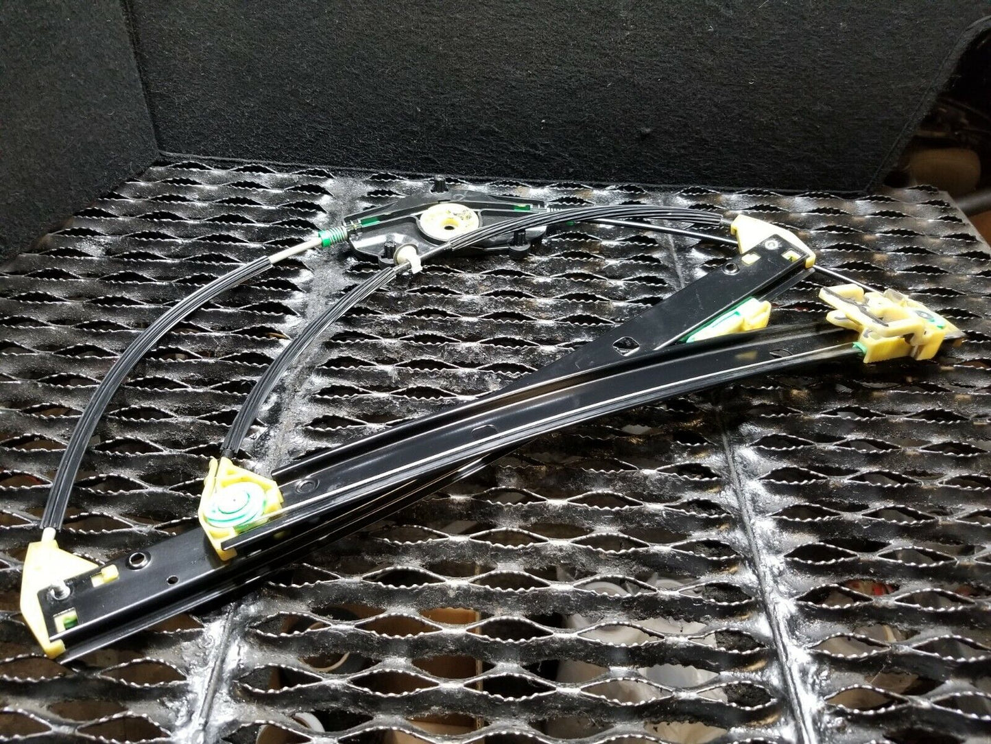 2013 2014 2015 2016 Audi A4 B8 Front Left Driver Door Window Regulator OEM